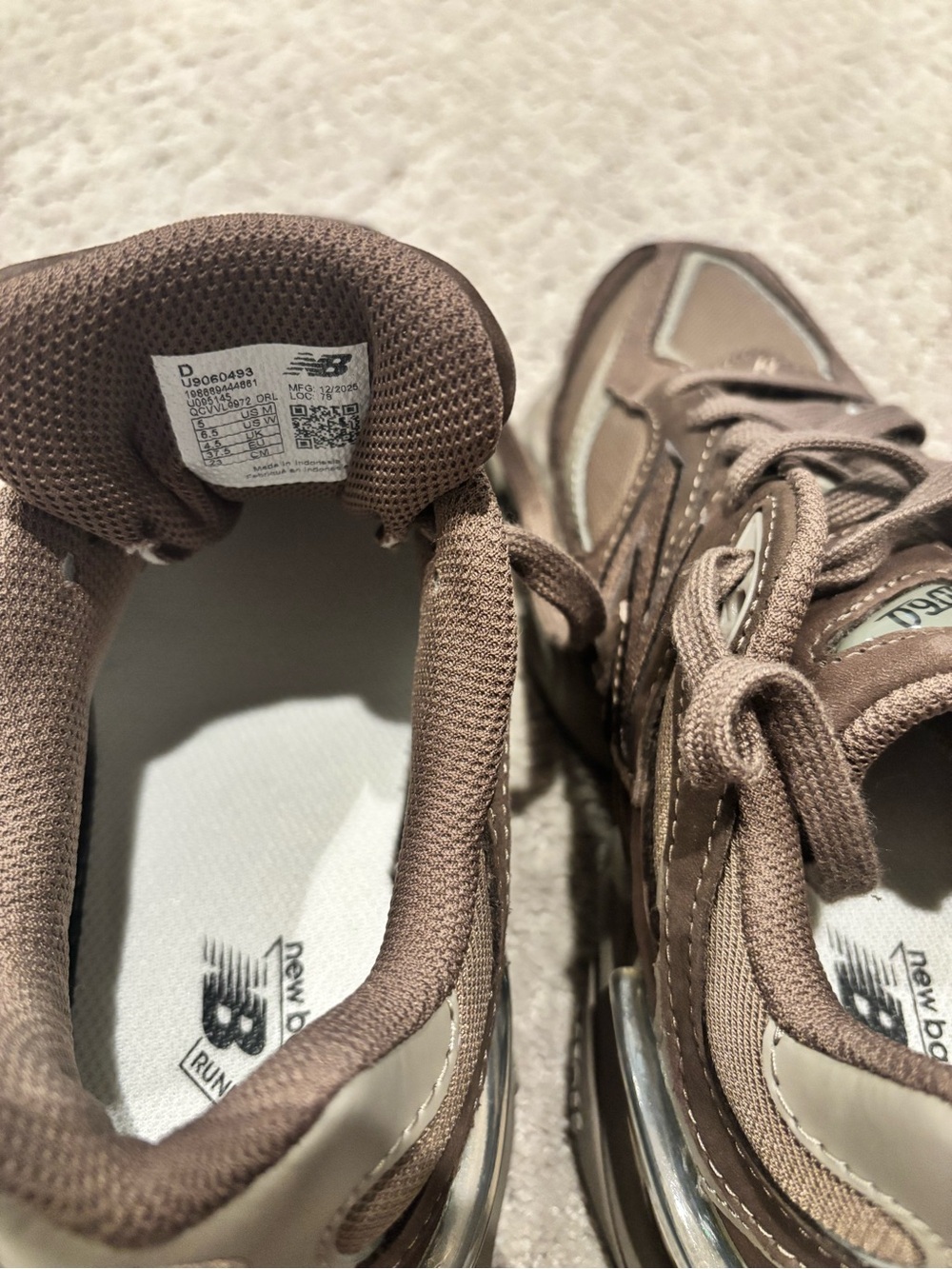 New Balance 9060 Brown Size Women’s 6.5 NWOT - Picture 3 of 3